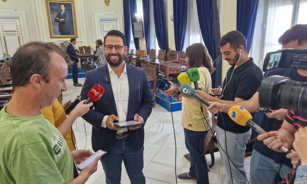 Azmani denuncia irregularidades en contrato de vigilancia millonario