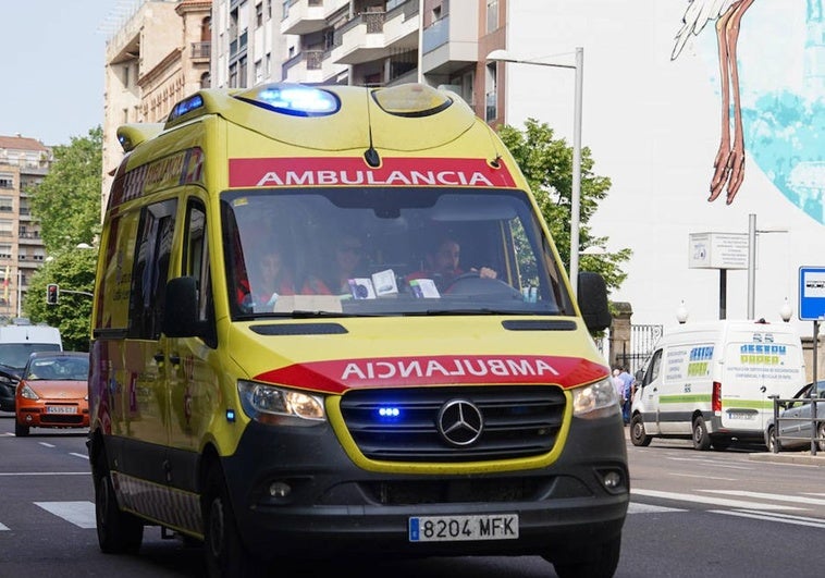 Mujer herida en colisión por alcance en la rotonda de la SA-20