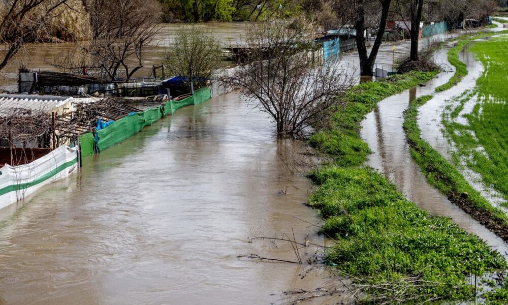 Miles de casas ilegales al borde del agua: así es el mapa oculto del riesgo en Madrid
