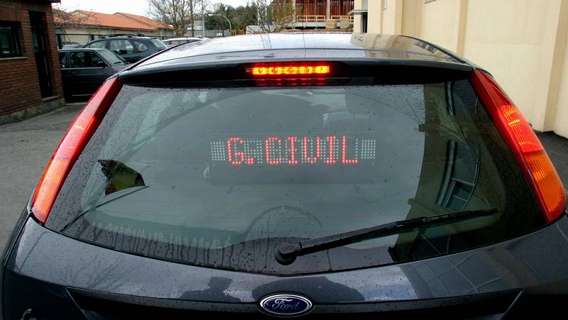 1.800 coches de la Guardia Civil camuflados: el truco para reconocerlos antes que te multen